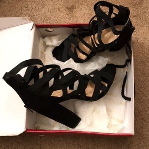 Women’s Strapped Chunky Heel